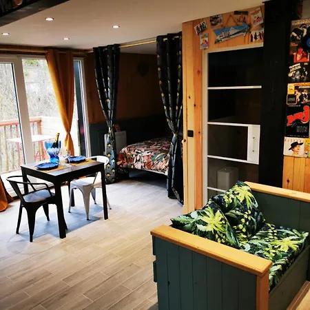 Nyaraló Brushwood *