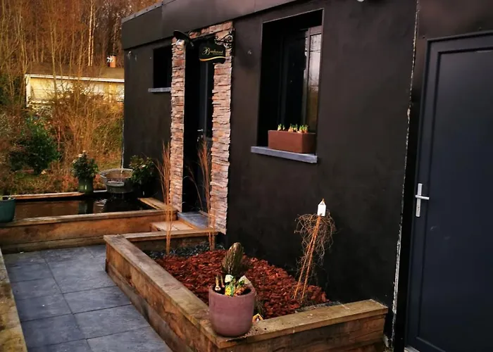 Holiday home Brushwood Longfosse